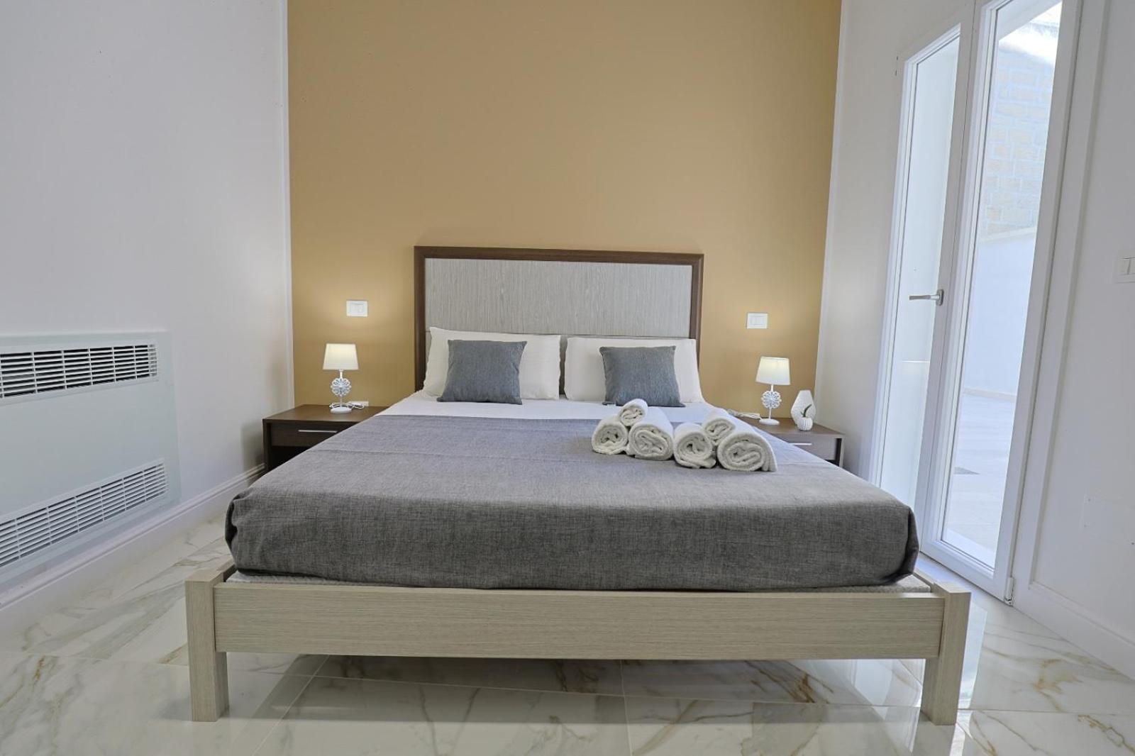 Palazzo Cavour Bed and Breakfast Lecce Esterno foto