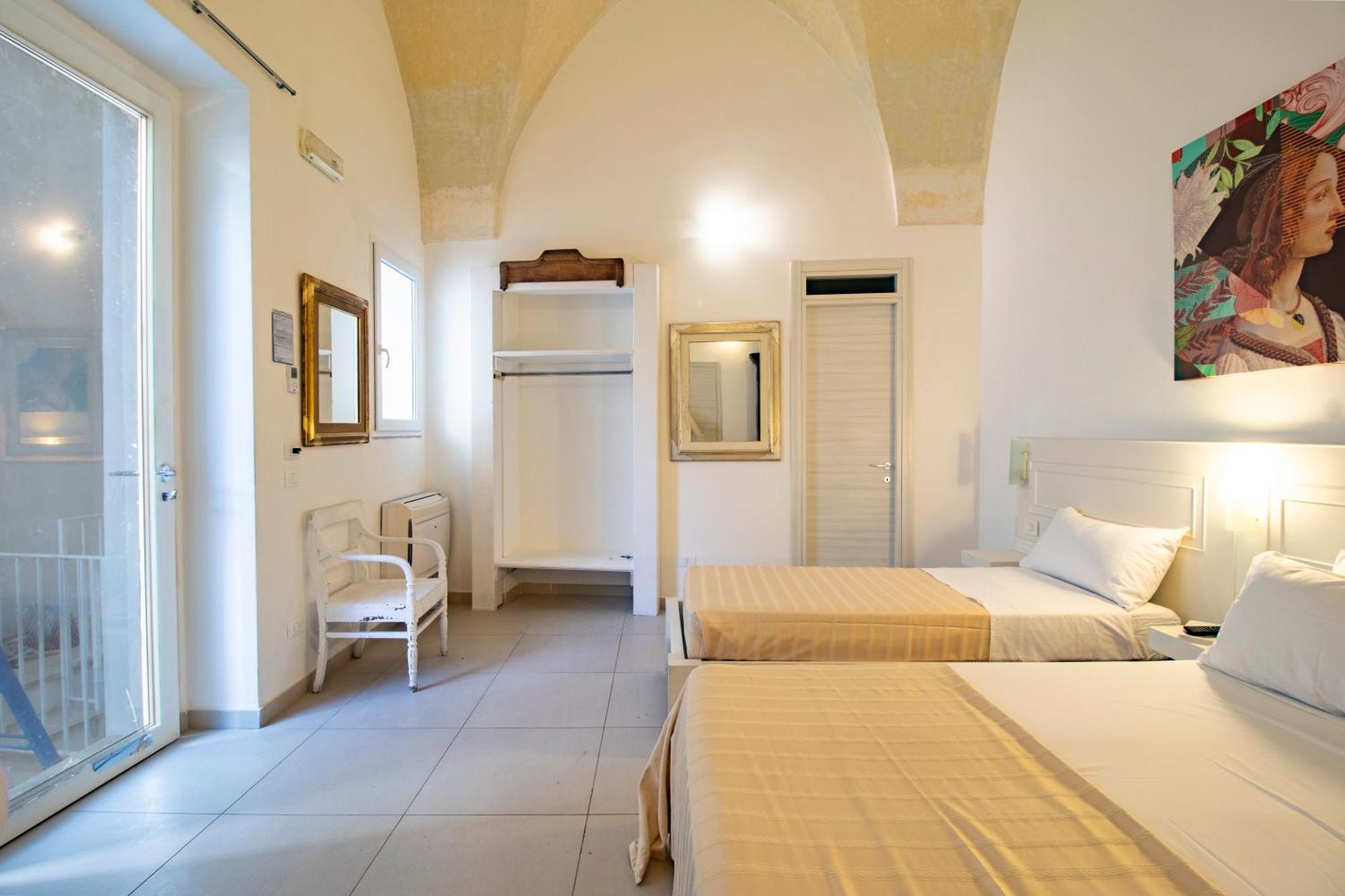 Palazzo Cavour Bed and Breakfast Lecce Esterno foto