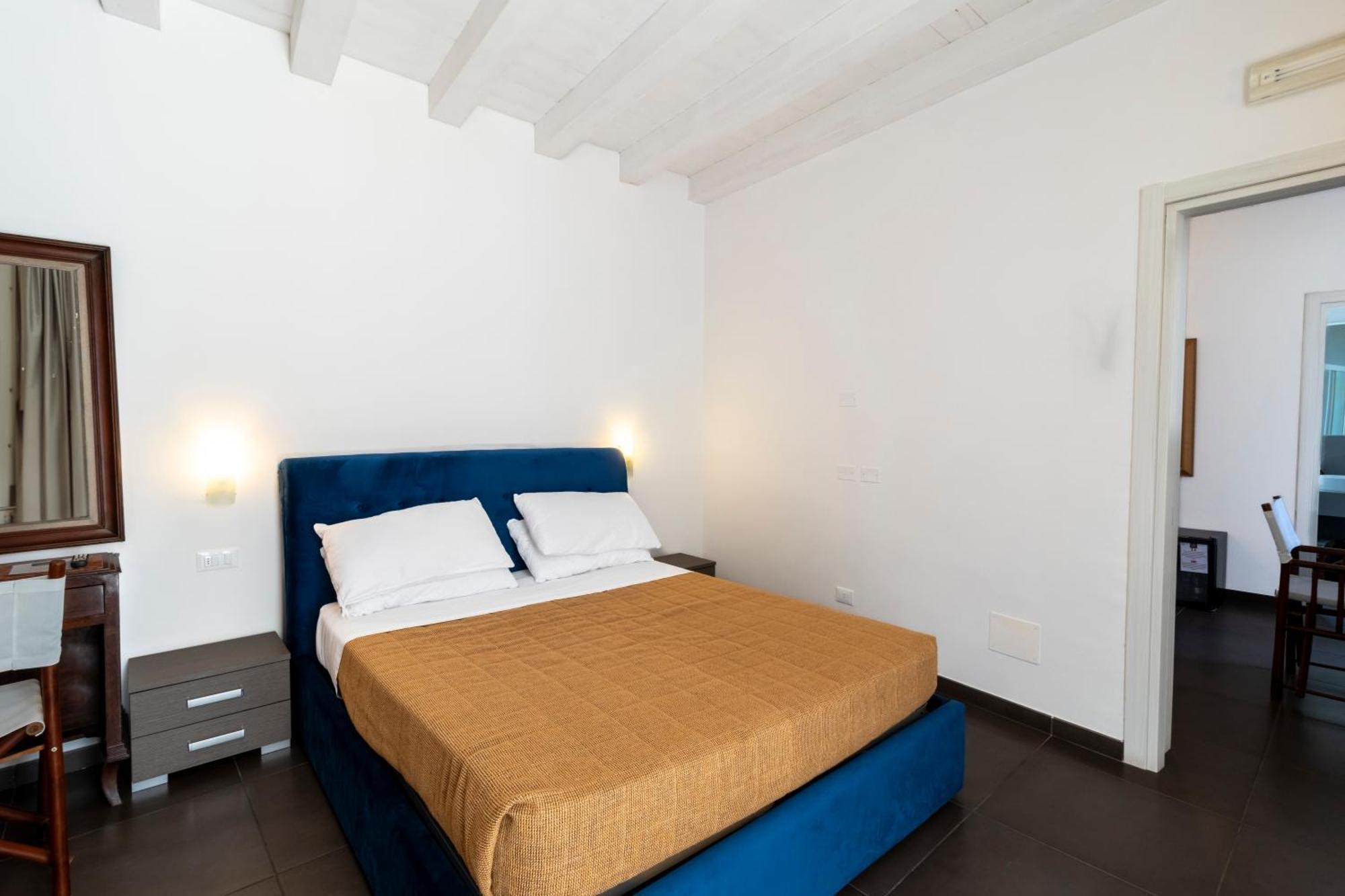 Palazzo Cavour Bed and Breakfast Lecce Esterno foto